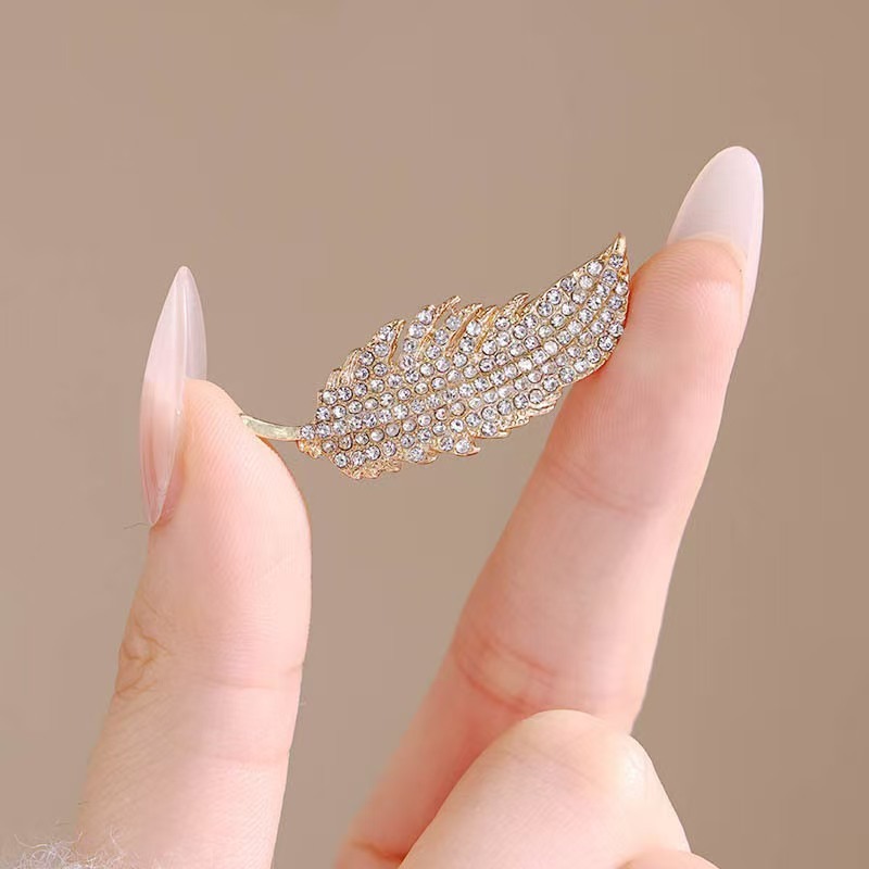 Light Luxury Style Full Diamon - Travel Accessories Luxury review and price